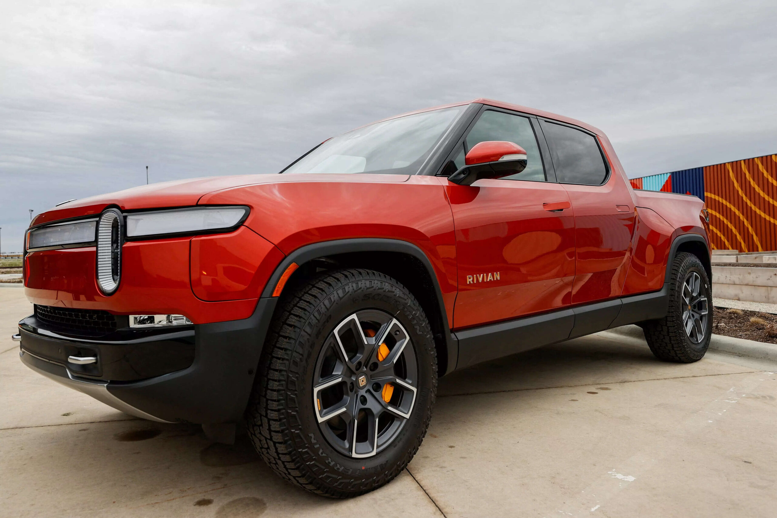 You are currently viewing EV maker Rivian faces turning level with debut of cheaper R2, ET Auto