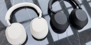 Read more about the article The Best Over-Ear Headphones of 2024