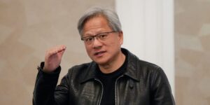 Read more about the article Nvidia’s Jensen Huang Says CEOs Should Manage the Most People