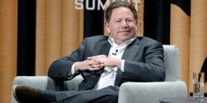 Read more about the article Ex-Activision CEO Bobby Kotick Wants to Buy TikTok: Report