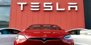 Read more about the article Tesla’s Gigafactory Back in Business After Arson Attack