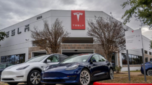 Read more about the article Tesla to scout sites in India for USD 2 billion-USD 3 billion EV factory: report, ET Auto