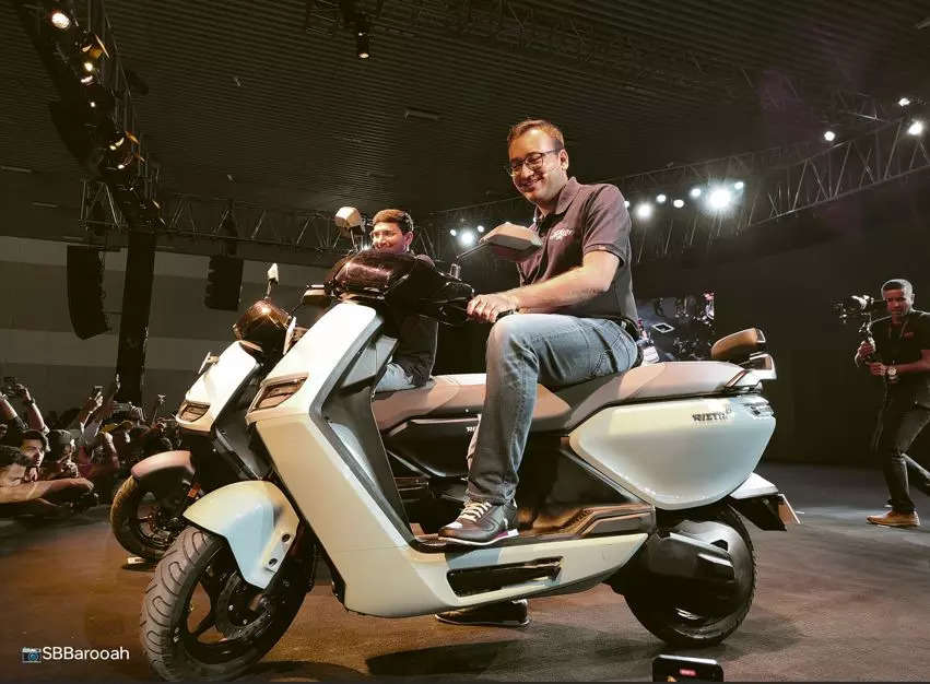 You are currently viewing Ather launches the Rizta family scooter at INR 1,09,999, ET Auto