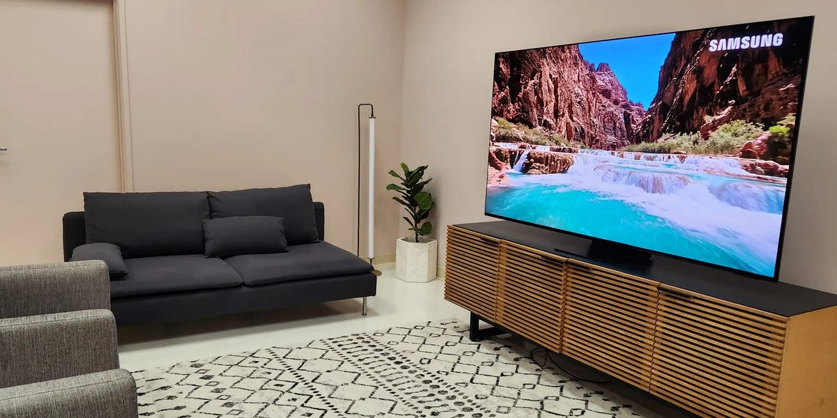 You are currently viewing The 8 Best 4K TVs in 2024