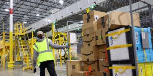 Read more about the article Amazon Prime Growth Takes Off Again. a Record 75% Americans Use It.