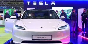 Read more about the article Tesla’s Terrible First-Quarter Sales Good Enough to Reclaim EV Crown