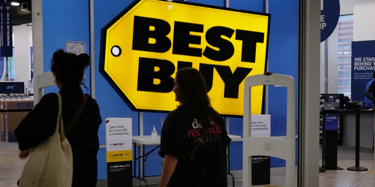 Read more about the article Best Buy Just Laid Off a Bunch of Geek Squad Workers