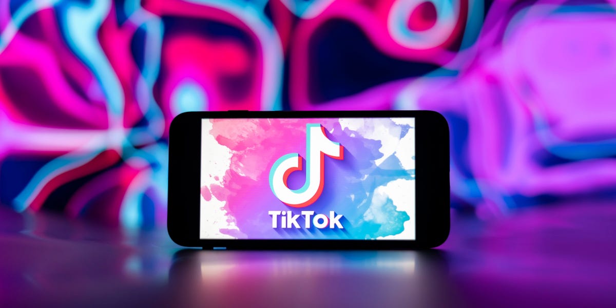 You are currently viewing How to Start Making Money With the TikTok Creative Challenge for UGC