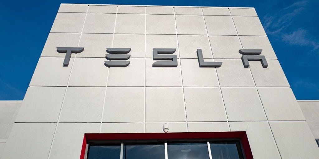 You are currently viewing Tesla Layoffs Continue As Recruiters Get Cut
