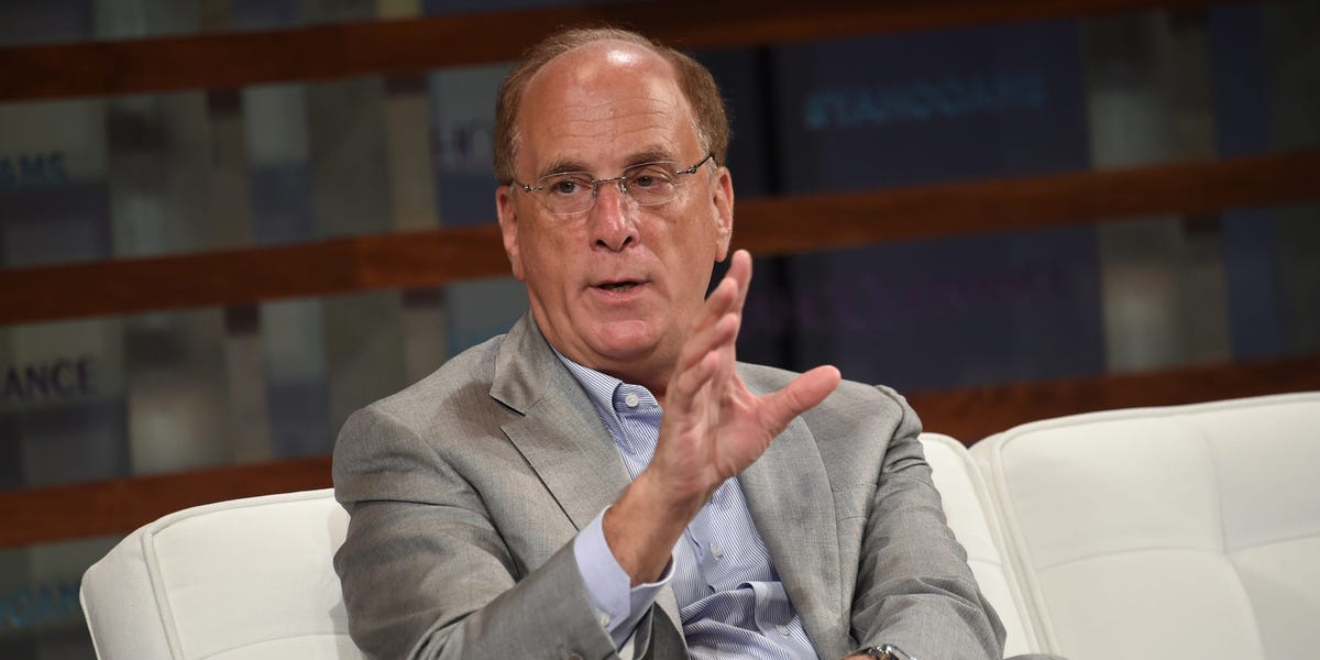 You are currently viewing BlackRock’s Larry Fink Thinks AI Will Boost Wages, Productivity