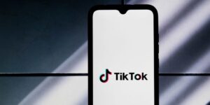 Read more about the article Gen Z User Quit TikTok and It Helped With Mental Health, Productivity