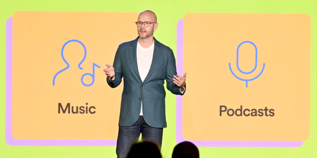 You are currently viewing Spotify CEO Says Laying Off 1,500 People Has Disrupted Operations