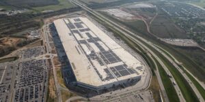 Read more about the article Tesla’s Texas Gigafactory Gets Out of Environmental Restrictions