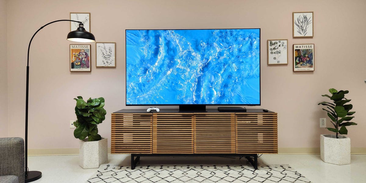 Read more about the article the Brightest OLED We’ve Ever Tested, but There’s a Catch