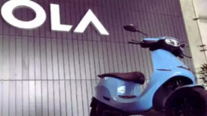 Read more about the article Under fire, Ola Electric taps EY India to get back on track, ET Auto