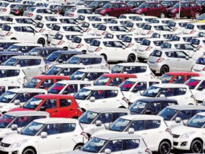 Read more about the article 85 % of Indian buyers are interested in premium models: Report, ET Auto